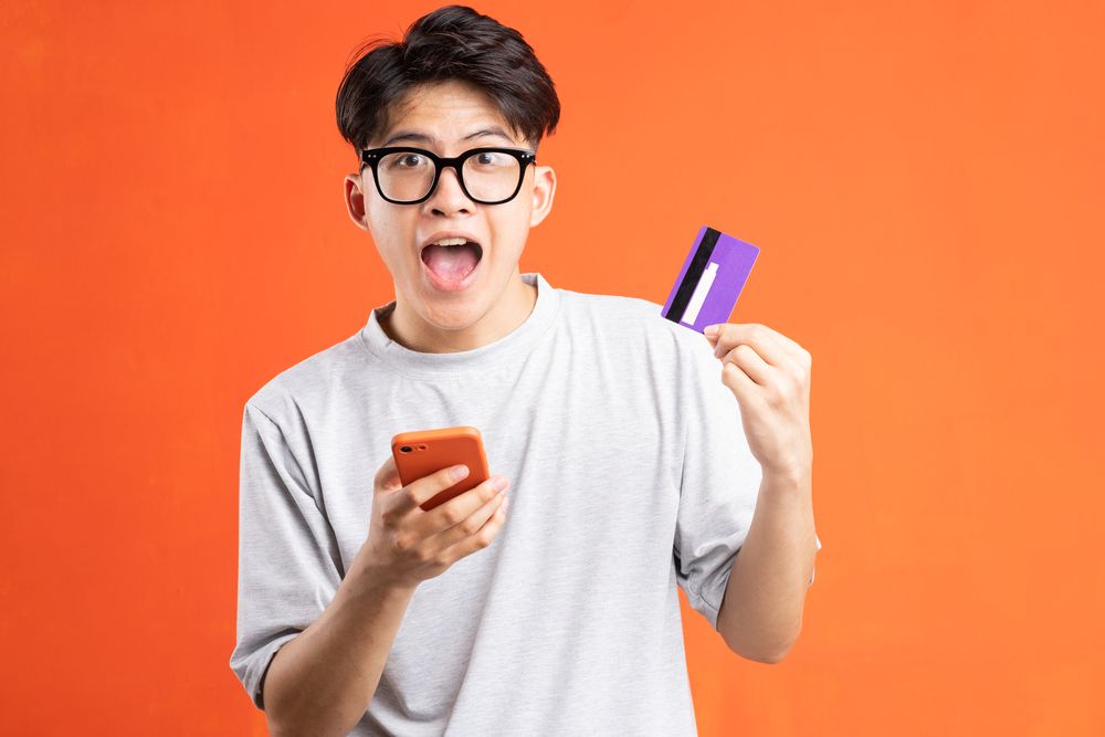 3 Valuable Tips for First-Time Credit Card Owners