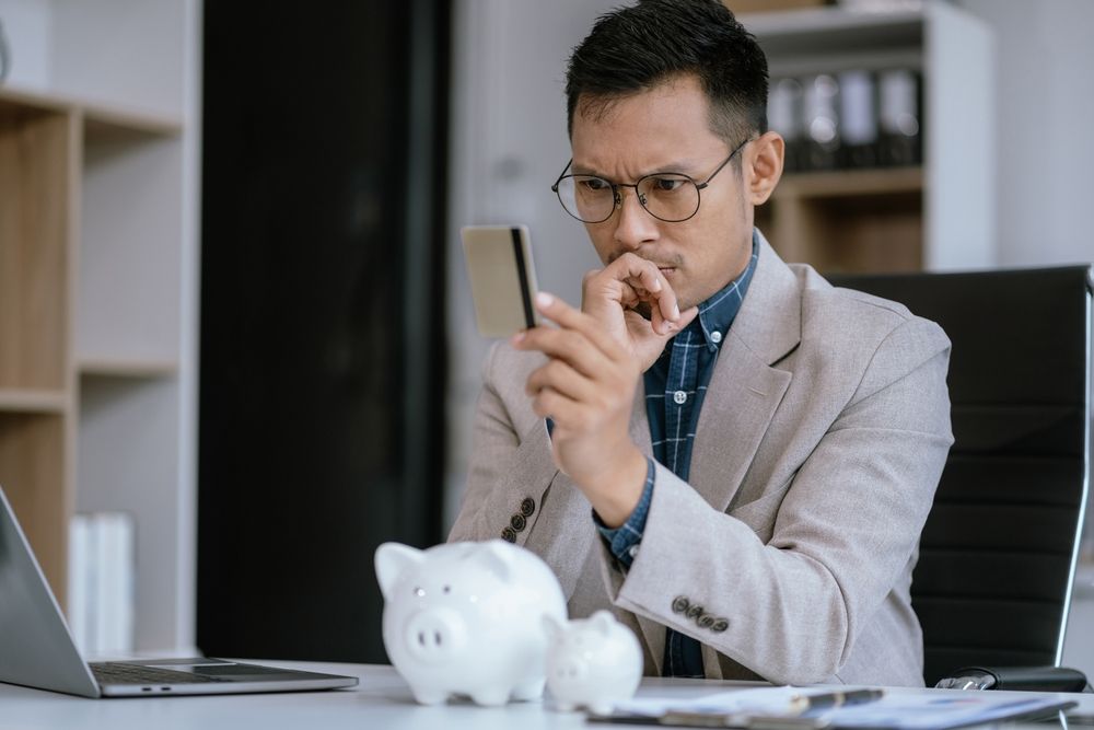 The Dos And Don’ts Of Having A Credit Card (Or Two, Or Three)