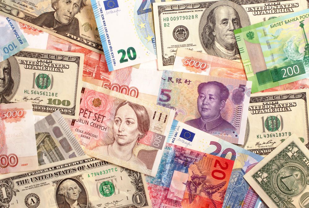 The Best Multi-Currency Cards in Singapore 2025