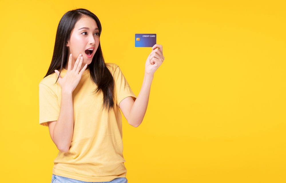 Why You Should Own a Credit Card in Singapore: 7 Credit Card Benefits You Can Enjoy