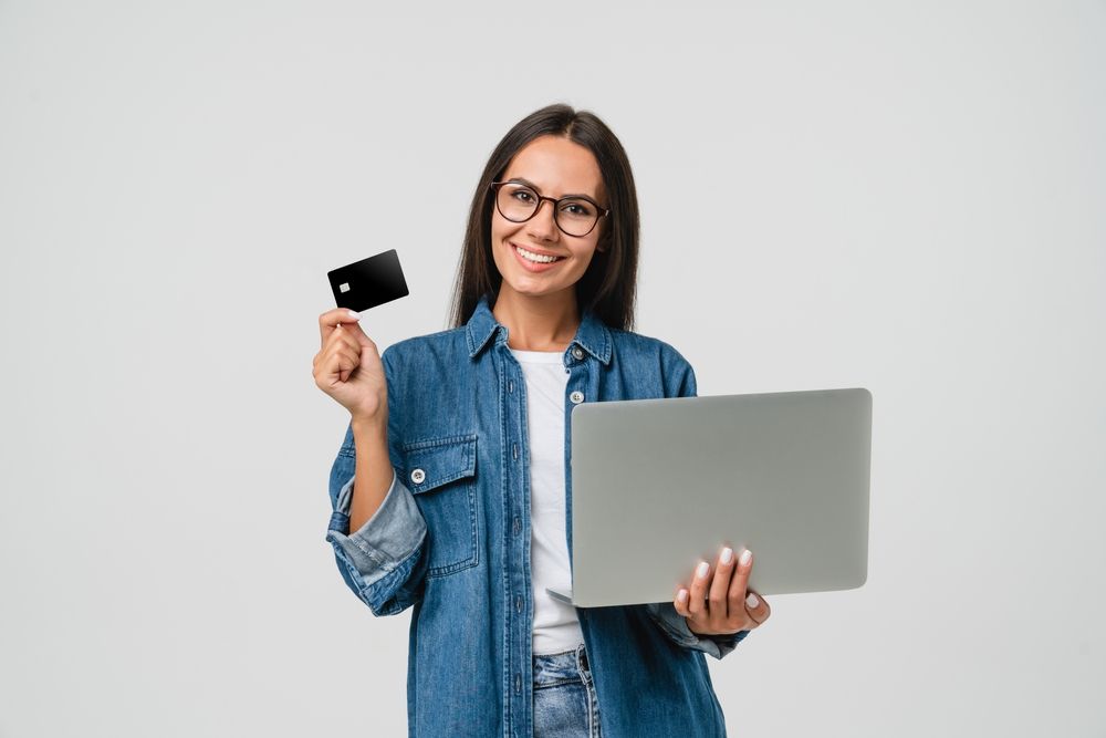 Cash Rebates vs Cashback: What’s The Difference?