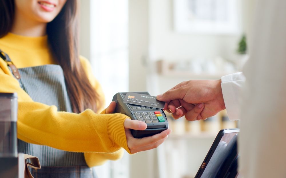 Should I Use My Credit Card to Pay for Everything?