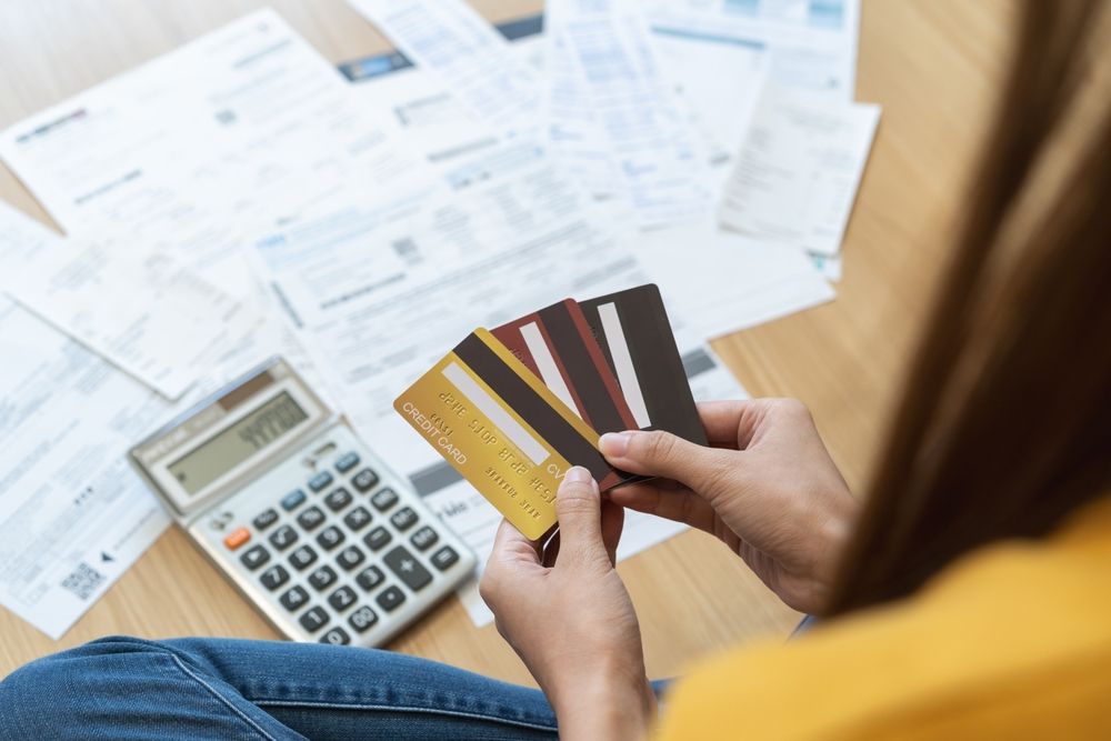 3 Ways to Better Manage Credit Card Debt in Singapore