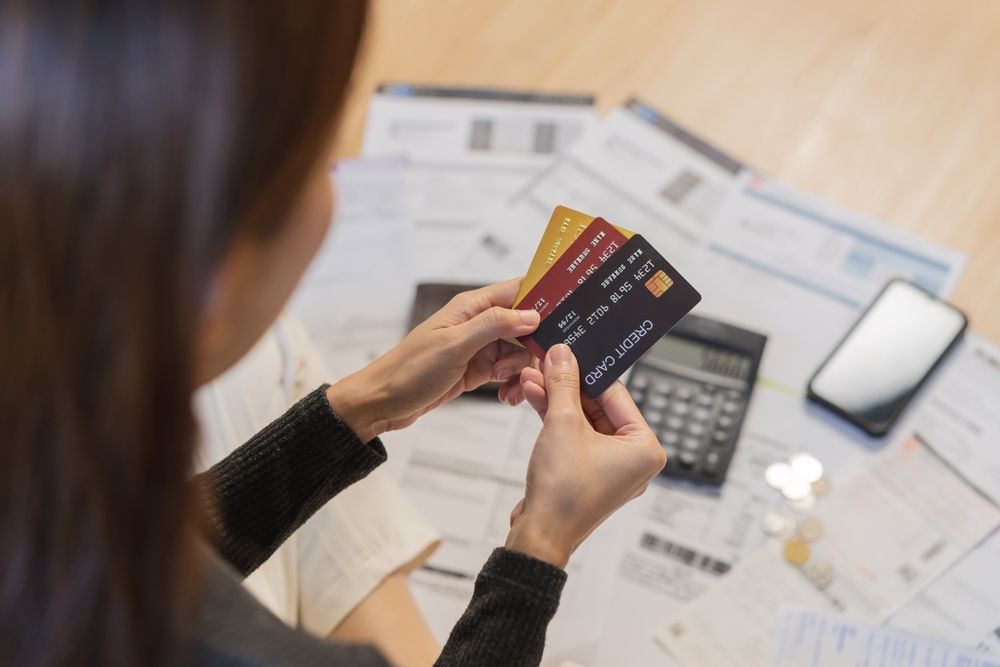 Best Credit Cards For Insurance Payments in Singapore (2025)